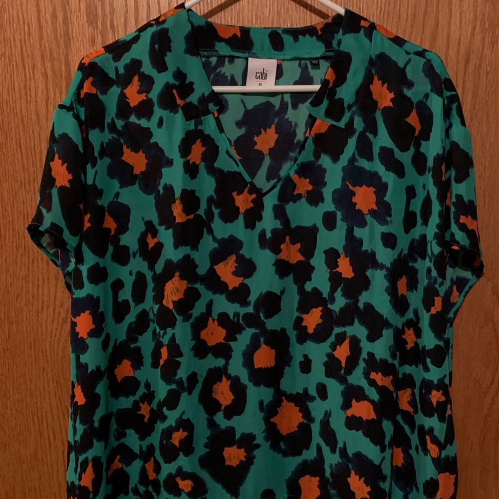 CAbi Medium Rita Top, Like-New Condition, Green with Orange Circles